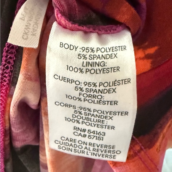 Calvin Klein Women’s Geometrical Colorful Blouse! Medium! - Picture 3 of 6